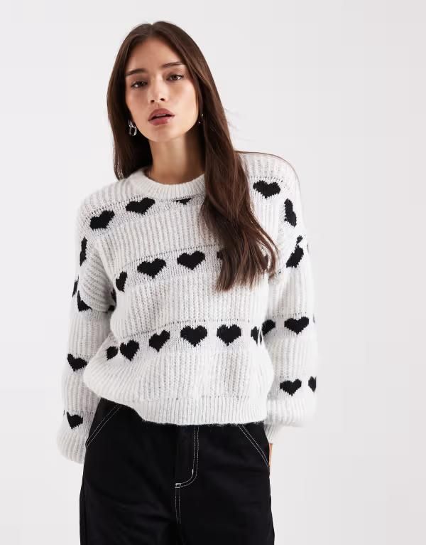 ピーシーズ レディース アウター ニット・セーター セーター ニット Pieces patterned heart knit sweater in mono Cloud dancer black ブラック