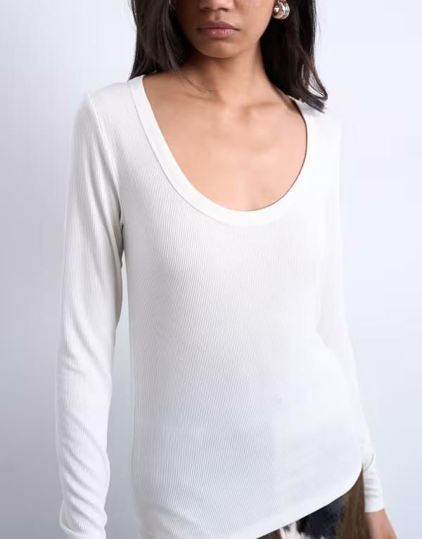 トップショップ レディース トップス Tシャツ Topshopremium rib long sleeve wide scoop neck top in ecru エクリュ 8,626円