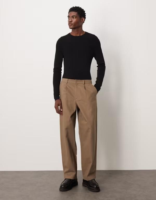 エイソス メンズ ボトムス カジュアルパンツ ストレート パンツ スエード ASOS DESIGN loose straight leg faux suede pants with pleats BROWN ブラウン