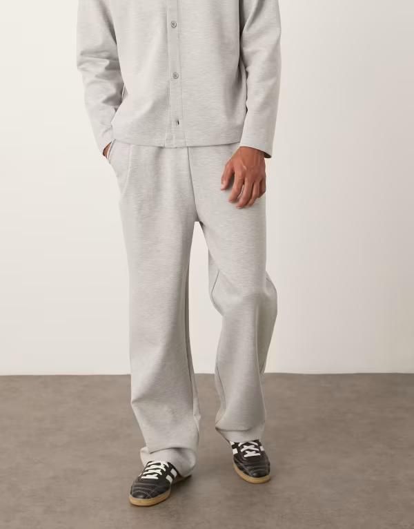エイソス メンズ ボトムス カジュアルパンツ パンツ スウェットパンツ ASOS DESIGN tapered sweatpants with pleats in light Gray Heather グレー