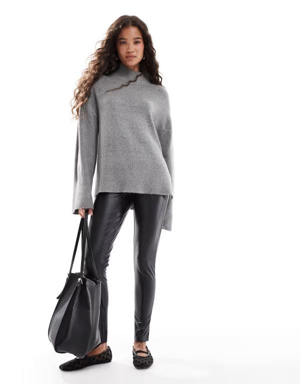 ミスセルフフリッジ レディース ボトムス カジュアルパンツ レザー レギンス フェイクレザー Miss Selfridge faux leather pull on leggings Black ブラック