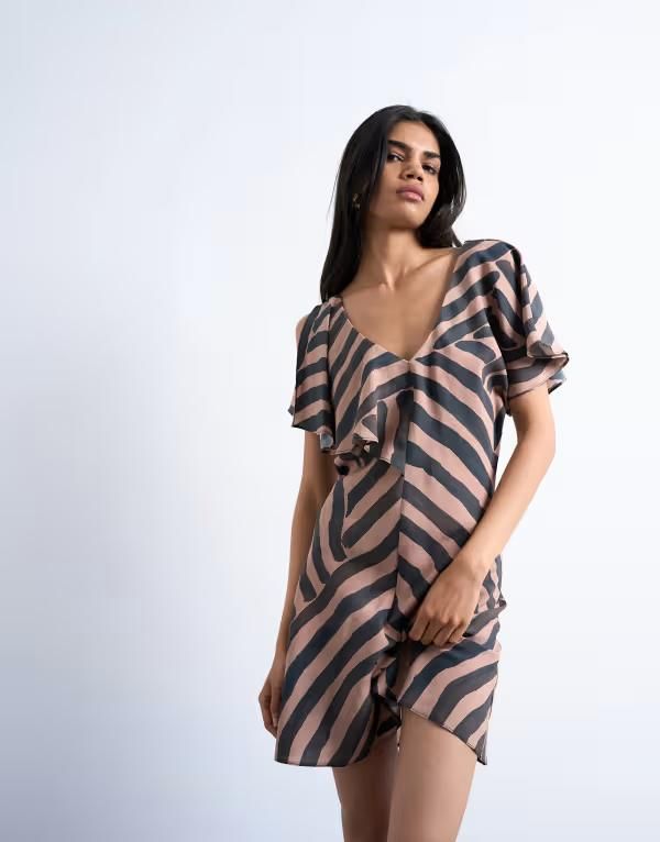トップショップ レディース トップス ワンピース アシンメトリー ミニ Topshop asymmetric frill mini dress in abstract choc stripe BROWN ブラウン 18,186円