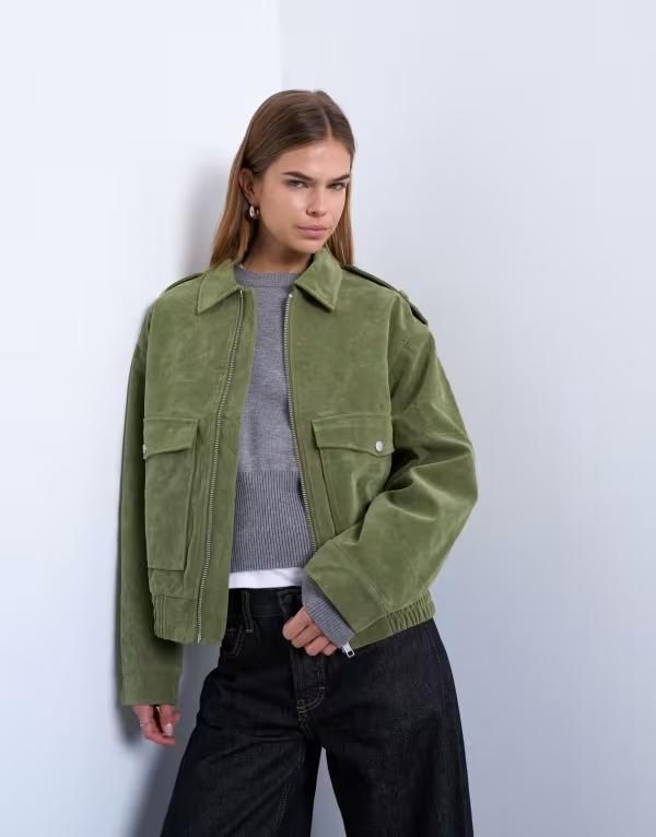トップショップ レディース アウター ジャケット・ブルゾン キルティング スエード ジャケット Topshop faux suede quilted lined bomber jacket with snap details in sage Sage gree
