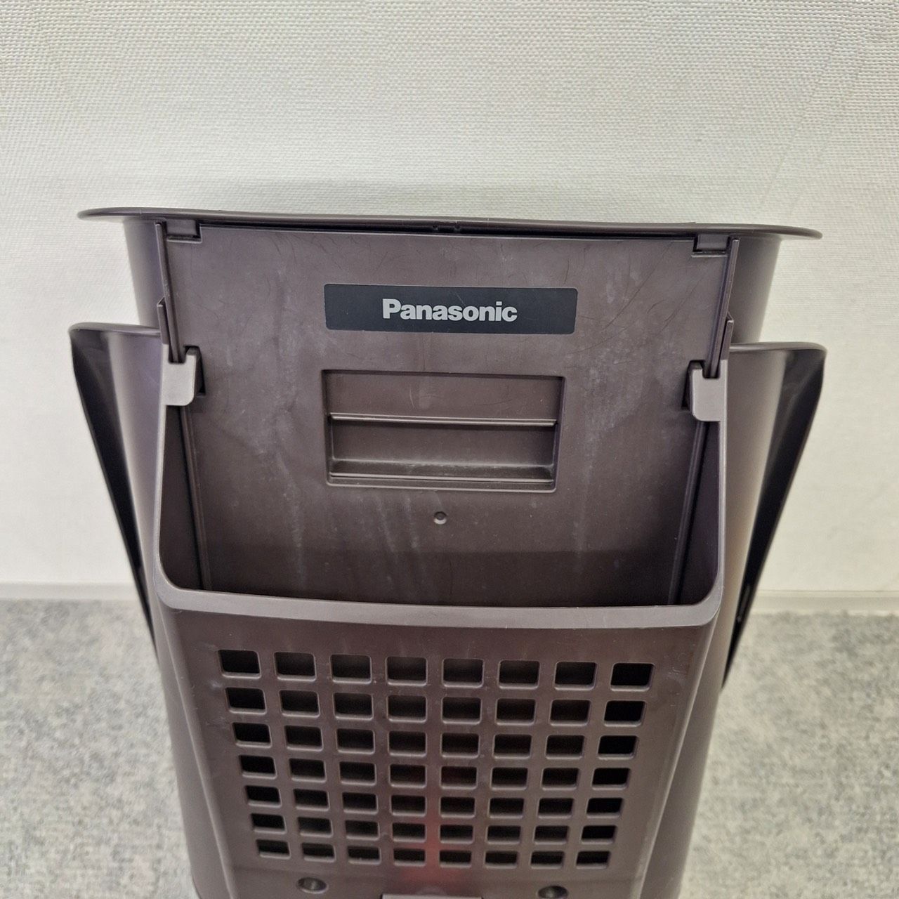 Panasonic パナソニ プレミアム リアチャイルドシート PRBC-001DX