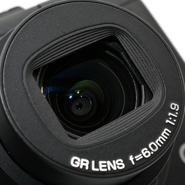 良品＞ RICOH GR DIGITAL III｜高級コンパクトデジタルカメラ