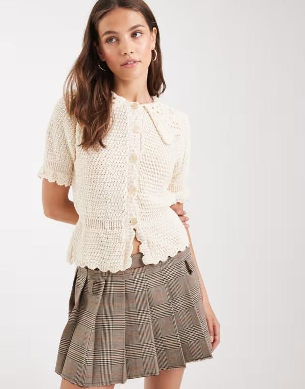 ミスセルフフリッジ レディース アウター カーディガン ニット Miss Selfridge knit peplum top in cream CREAM クリーム