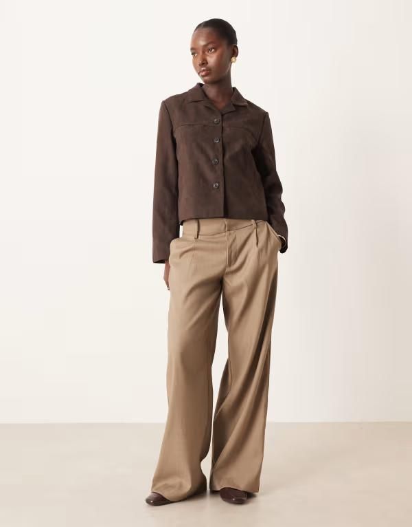 ジェイディーワイ レディース アウター ジャケット・ブルゾン スエード JDY faux suede jacket in chocolate BROWN ブラウン