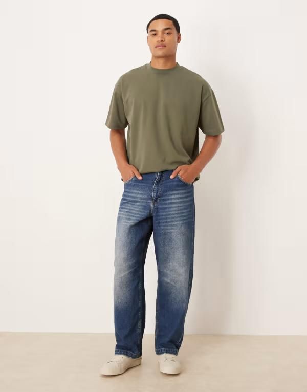 エイソス メンズ ボトムス デニムパンツ ジーンズ ASOS DESIGN loose straight jeans in midwash Mid wash blue ブルー