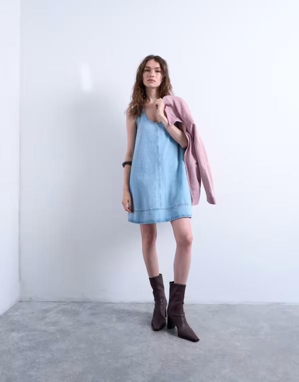 トップショップ レディース トップス ワンピース デニム Topshop denim swing dress in bleach Bleach デニム