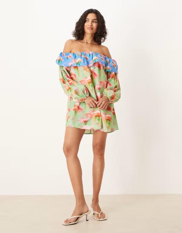 エイソス レディース トップス ワンピース ミニワンピース フラワー柄 プリント フリル ミニ フラワー ASOS DESIGN ruffle detail off the shoulder mini dress in floral print Floral