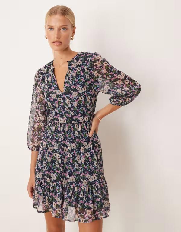 ヴィラ レディース トップス ワンピース ミニワンピース フラワー柄 ミニ フラワー VILA wrap front mini dress in dark based floral Navy blazer aop ネイビー