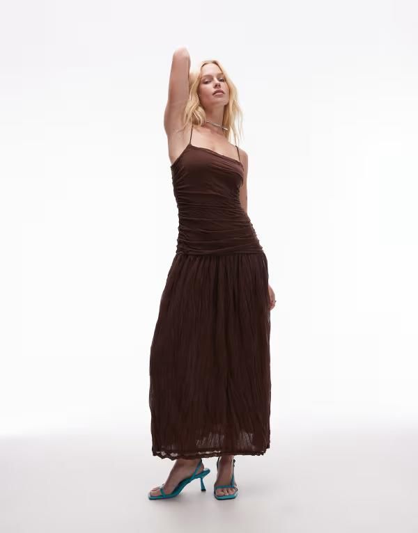 トップショップ レディース トップス ワンピース マキシワンピース メッシュ マキシ Topshop drop waist crinkle mesh maxi dress in chocolate CHOCOLATE BROWN ブラウン