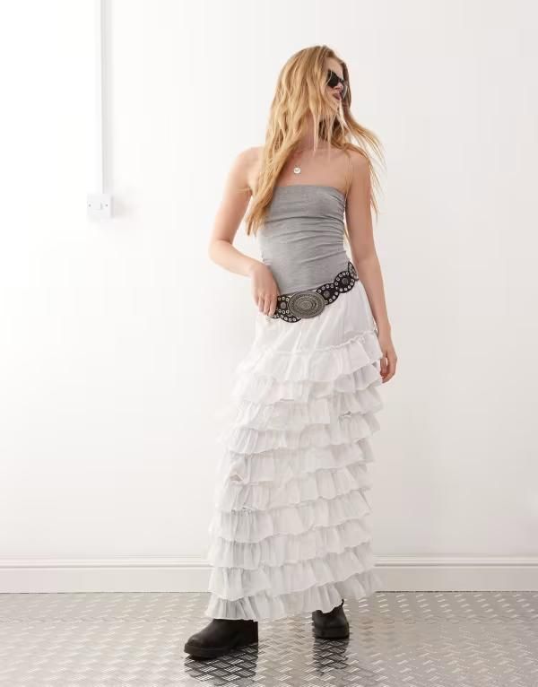 ウィークデイ レディース ボトムス スカート マキシ Weekday frill hem maxi skirt White ホワイト