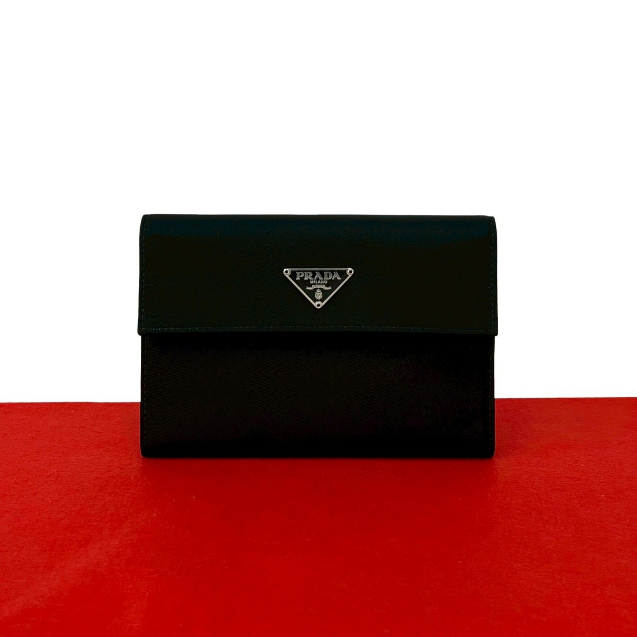極 美品 希少品 PRADA プラダ 三角ロゴ トライアングル 金具 テスートナイロン レザー 三つ折り 財布 ウォレット ブラック 黒 22197