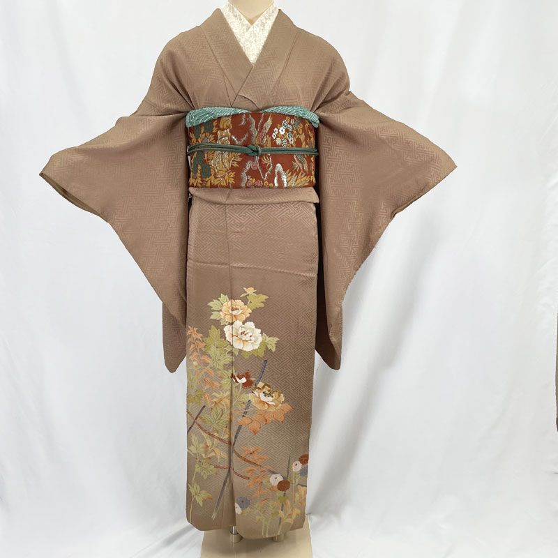 606aa12◇アンティーク着物 牡丹に菊 刺繍 一つ紋 色留袖 レトロモダン