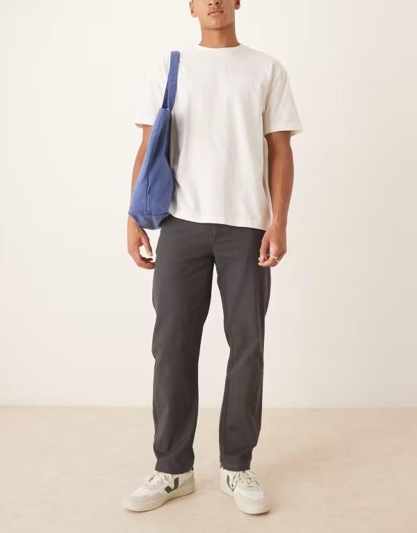 エイソス メンズ ボトムス カジュアルパンツ ASOS DESIGN straight chinos in charcoal CHARCOAL チャコール