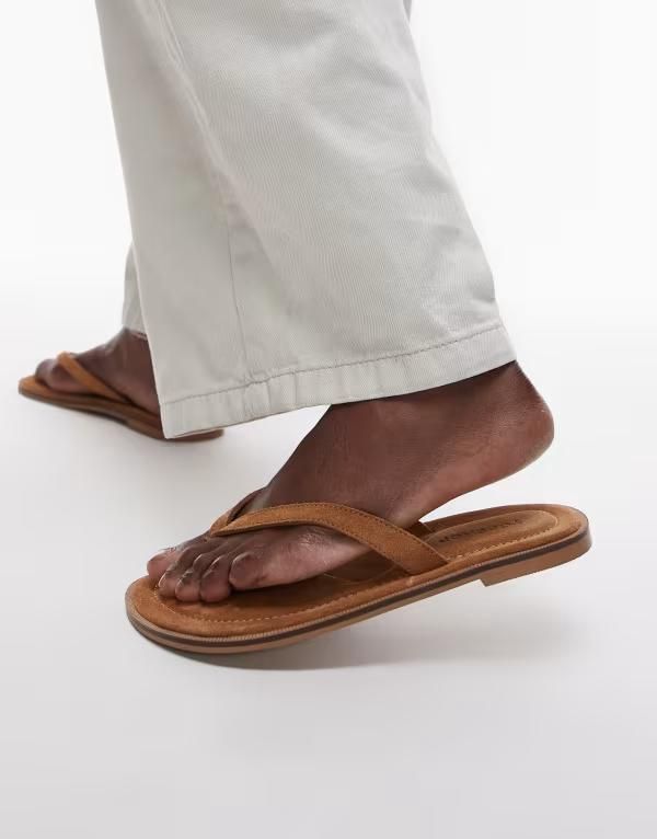 トップショップ レディース シューズ サンダル スエード Topshop Jay suede toe thong flat sandals in tan TAN タン