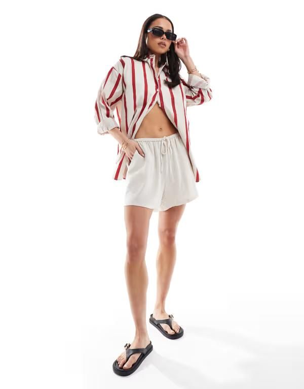 ミスセルフフリッジ レディース ボトムス ハーフパンツ・ショーツ ショートパンツ リネン Miss Selfridge linen blend drawstring shorts in stone Stone ストーン