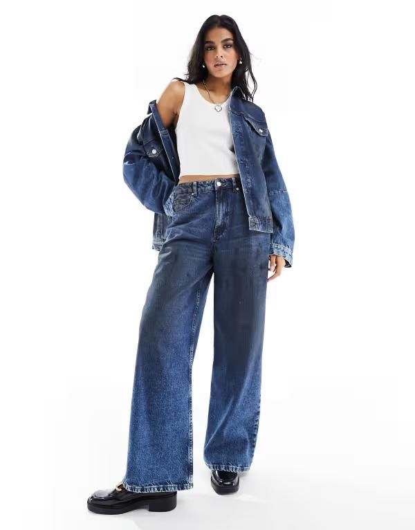 エイソス レディース ボトムス デニムパンツ ワイドレッグ ヴィンテージ ジーンズ ASOS DESIGN slouchy wide leg jeans in dark vintage wash part of a set Dark Wash