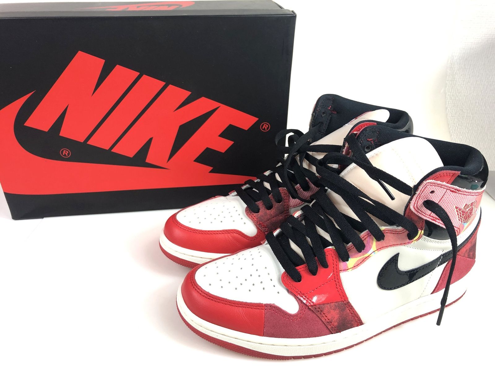 新品　未使用　ナイキ　NIKE　AIR JORDAN 1 RETRO　エアジョーダン1 レトロ　OG　ハイカット　スニーカー　28cm　レッド×ホワイト×ブラック　送料無料