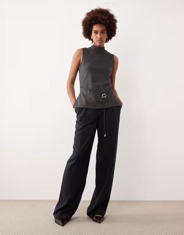 エイソス レディース ボトムス カジュアルパンツ ワイドレッグ プリーツ トール ASOS DESIGN Tall tailored wide leg pleated pants pinstripe navy ネイビー