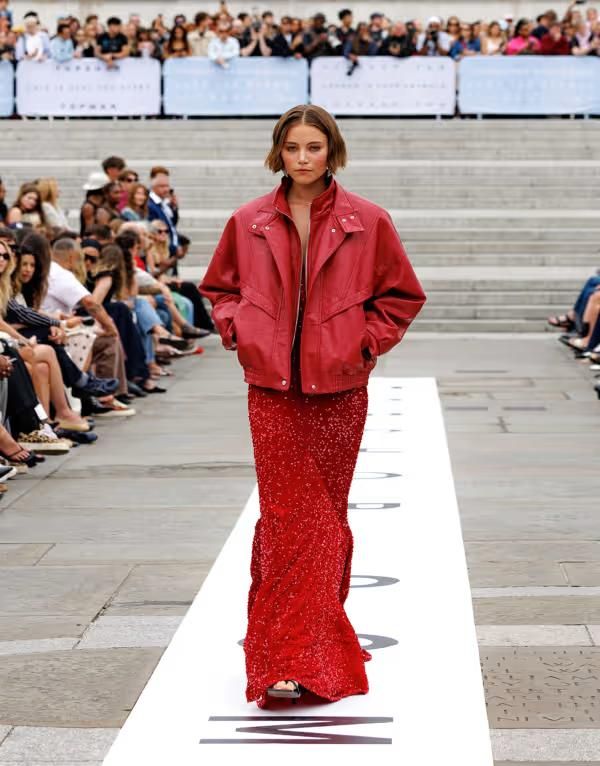 トップショップ レディース トップス ワンピース ベルベット スパンコール マキシ Topshop plunge velvet sequin full length maxi gown Red レッド