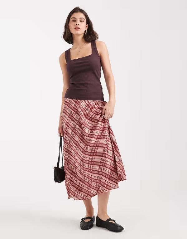 ヴェロモーダ レディース ボトムス スカート プリント ミディ サテン Vero Moda satin midi skirt and burgundy plaid print ROSE ELEGANCE バーガンディ