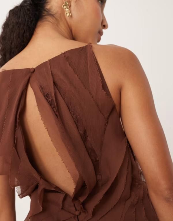 エイソス レディース トップス ワンピース ハイネック マキシワンピース フリル レース マキシ ASOS DESIGN high neck raw edge ruffle maxi dress with lace inserts in chocolate C