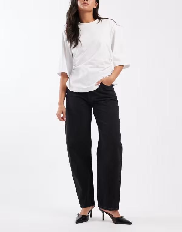 エイソス レディース ボトムス デニムパンツ ジーンズ ASOS DESIGN slim barrel jeans in washed Black ブラック