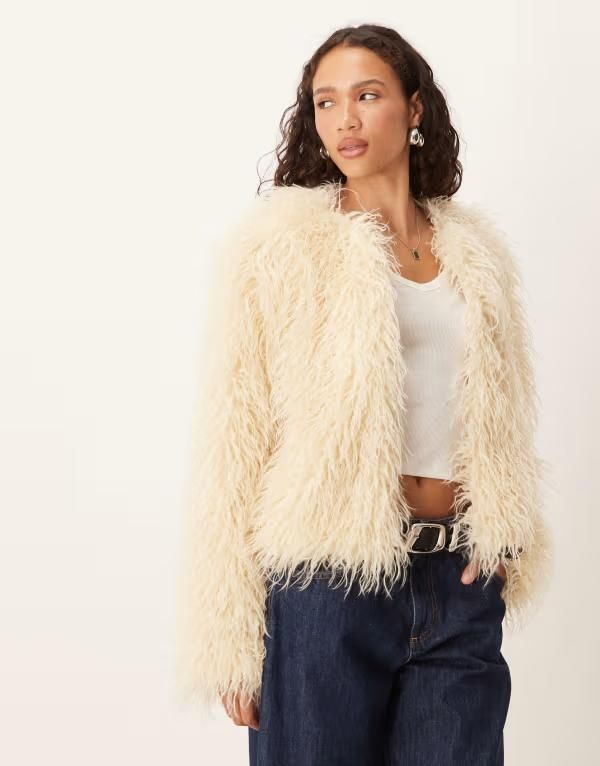 ブレーブソウル レディース アウター コート ジャケット Brave Soul collarless short mongolian faux fur jacket in cream CREAM クリーム