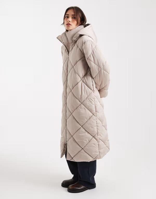 ミスセルフフリッジ レディース アウター コート キルティング マキシ Miss Selfridge quilted hooded maxi puffer coat in mocha Mocha モカ