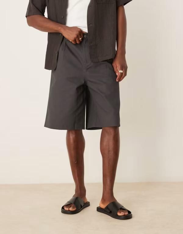 エイソス メンズ ボトムス ハーフパンツ・ショーツ プリーツ ASOS DESIGN long length pleated jorts in charcoal CHARCOAL チャコール