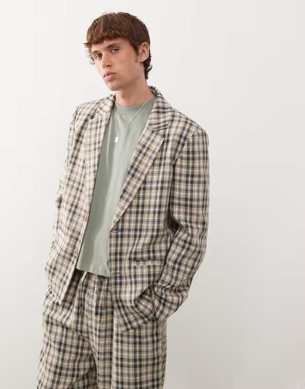 コルージョン メンズ アウター ジャケット・ブルゾン ブレザー COLLUSION 90s relaxed blazer in mixed plaid part of a set Neutral check チェック