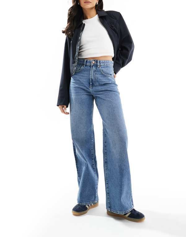 オンリー レディース ボトムス デニムパンツ ワイドレッグ ジーンズ Only Hope high waisted wide leg jeans in light LIGHT BLUE ブルー