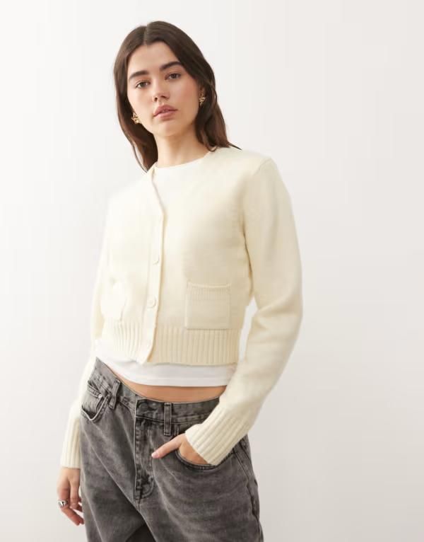 モンキ レディース アウター カーディガン クロップド ニット Monki cropped knit cardigan with pockets in lemon