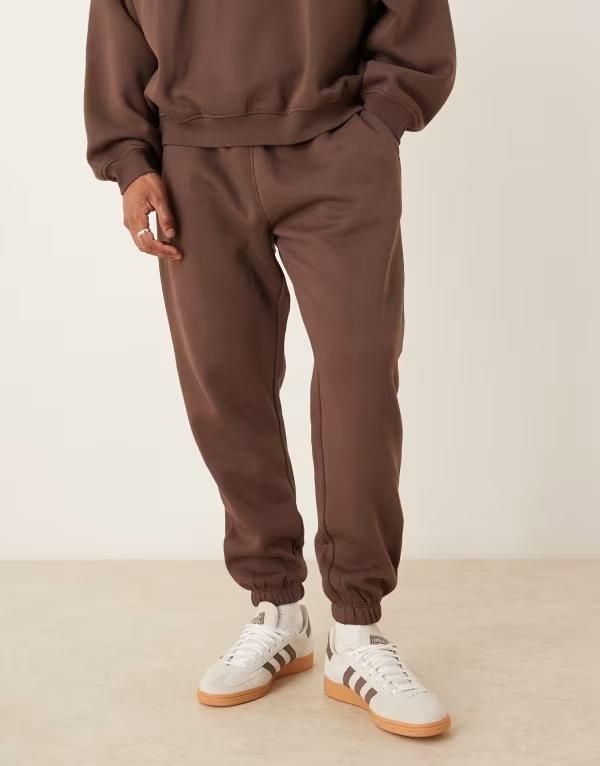 エイソス メンズ ボトムス カジュアルパンツ ストレート スウェットパンツ ASOS DESIGN essential straight leg sweatpants Bracken ブラウン 9,571円