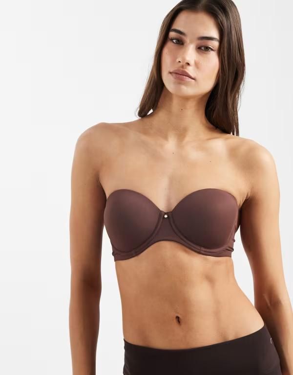 エイソス レディース アンダーウェア ブラジャー ストラップレス ASOS DESIGN molded multiway strapless bra in chocolate チョコレート