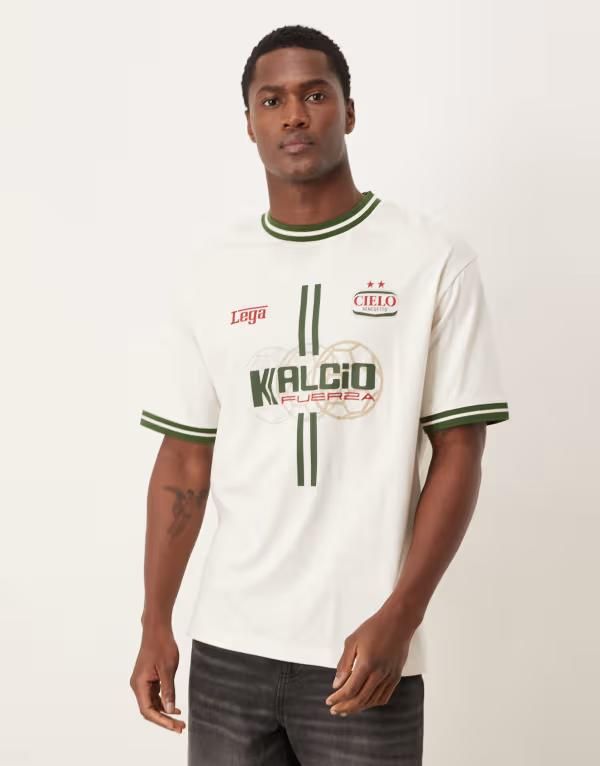 エイソス メンズ トップス Tシャツ グラフィック ASOS DESIGN relaxed tshirt with neck and cuffs tipping and athletic graphics Coconut milk オフホワイト