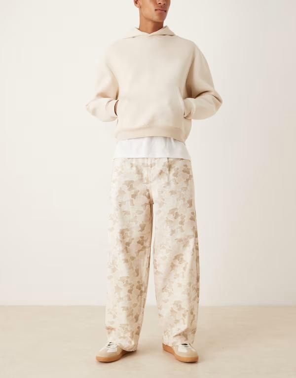 エイソス メンズ ボトムス カジュアルパンツ パンツ ASOS DESIGN oversized baggy pants in camo with pleats Multi マルチカラー