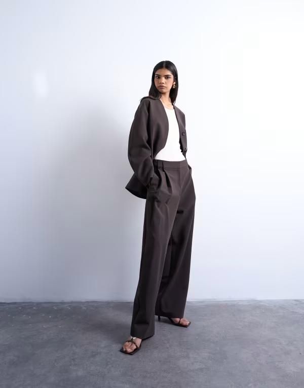 トップショップ レディース ボトムス カジュアルパンツ Topshop double pleat suit pants BROWN ブラウン