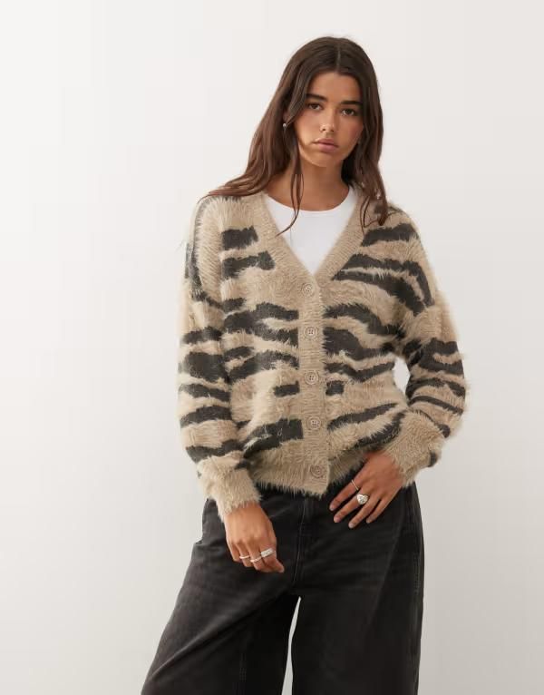 ノイジーメイ レディース アウター カーディガン ニット Noisy May brushed knit zebra cardigan and Aluminum グレー 17,381円