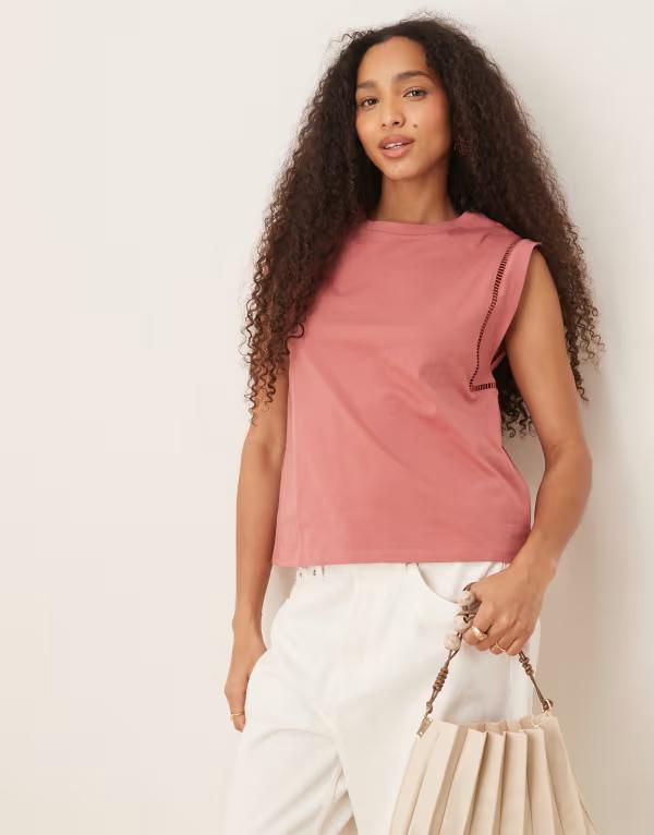 マンゴ レディース トップス Tシャツ カットアウト シャツ Mango loose fit Tshirt with cut out trim detail in coral PINK ピンク