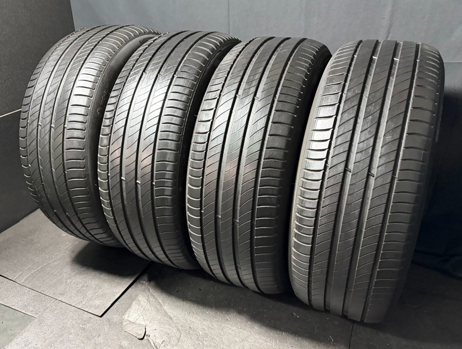 2020年製 約8～8.2分山 ミシュラン　MICHELIN プライマシー　PRIMACY 4 235/55R18 4本 h_2206 18,104円