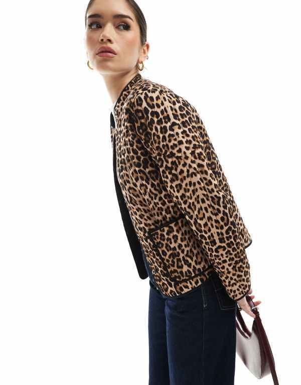 ヴェロモーダ レディース アウター ジャケット・ブルゾン プリント キルティング ジャケット Vero Moda quilted jacket in leopard print LEOPARD アニマル