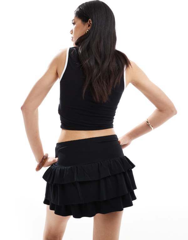 ミスセルフフリッジ レディース ボトムス スカート ティアード ミニ Miss Selfridge tiered mini skirt Black ブラック