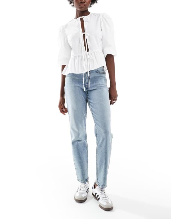 エイソス レディース ボトムス デニムパンツ スリムフィット ジーンズ ASOS DESIGN Hourglass slim fit comfort mom jeans in mid MID BLUE ブルー