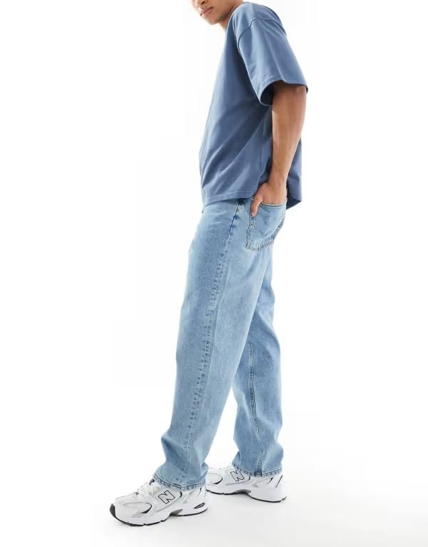 エイソス メンズ ボトムス デニムパンツ ジーンズ ASOS DESIGN baggy jeans in mid wash Mid wash blue ブルー
