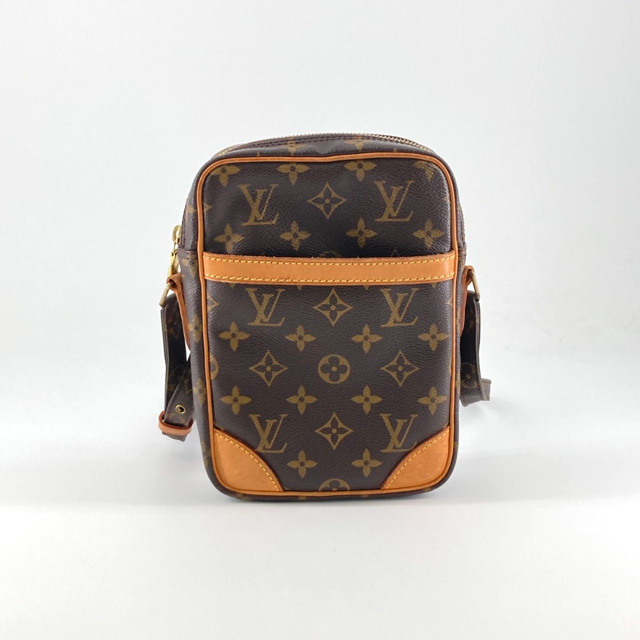 LOUIS VUITTON（ルイ・ヴィトン） ダヌーブ M45266 ショルダーバッグ ブラウン