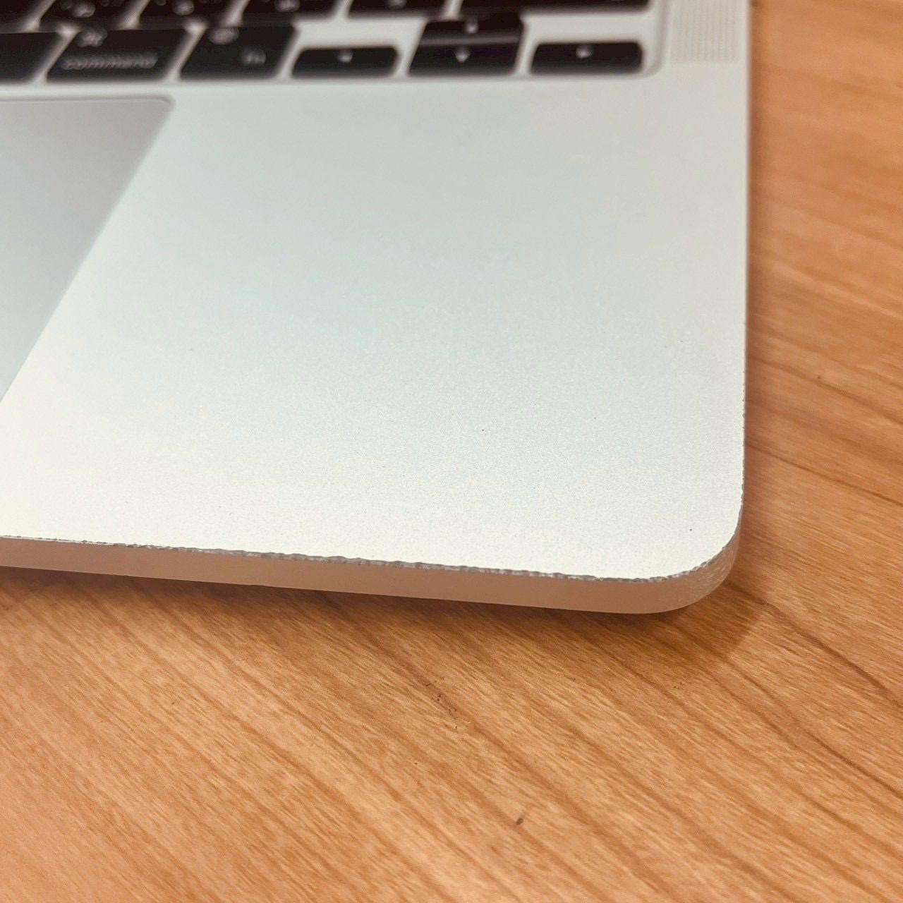 動作確認済み】 MacBook pro 13インチ 2022 アップル Apple M2 16GB