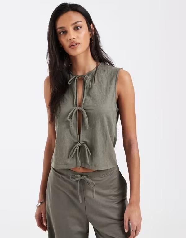オンリー レディース トップス Tシャツ ノースリーブ ONLY tie front sleeveless top green part of a set SMOKEY OLIVE オリーブ